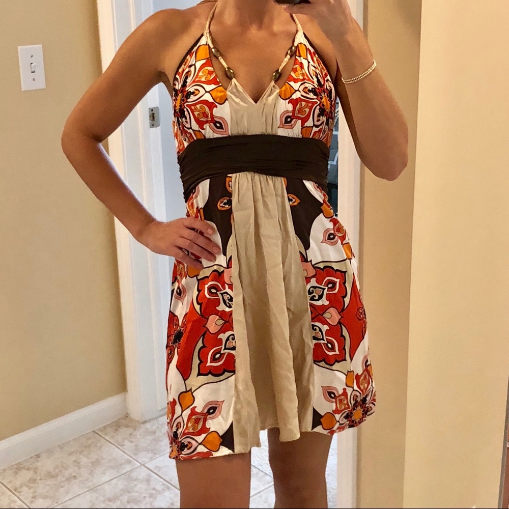 Bebe xs flowy floral summer dress with halter top.